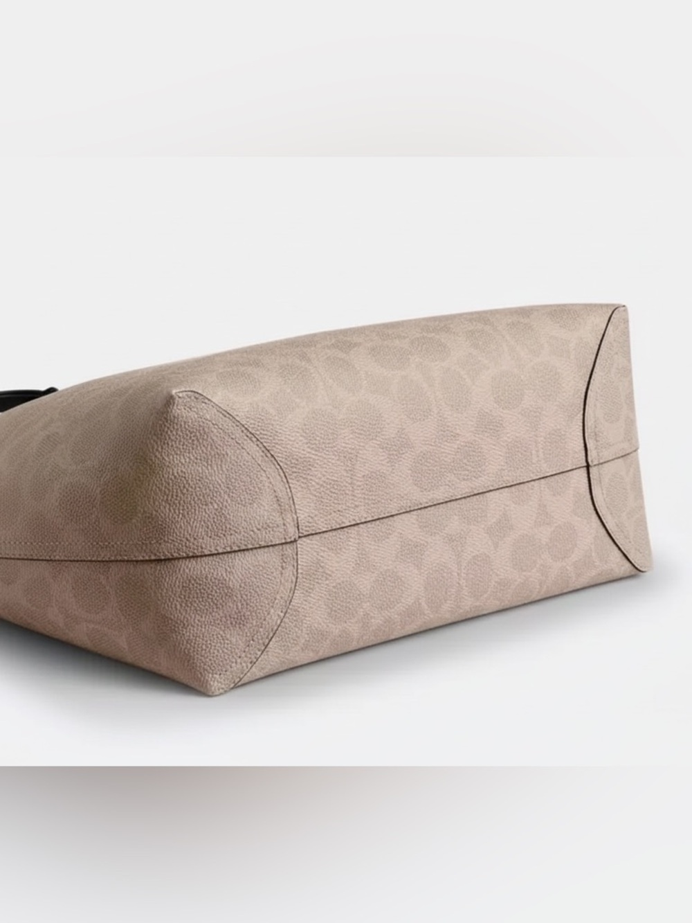 Coach Medium City Tote Bag In Signature Canvas - Picture 6 of 14